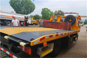 中山附近拖车电话号码服务